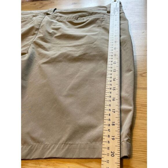 Eddie Bauer khaki Shorts Women's 18 Chino Shorts hiking, outdoor sports - Picture 3 of 11